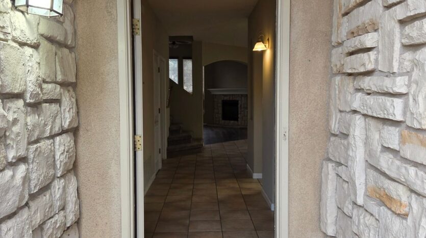 10709 Flagstone Pl NW - Albuquerque - New Mexico - 4 bed, 2.5 bath rental property