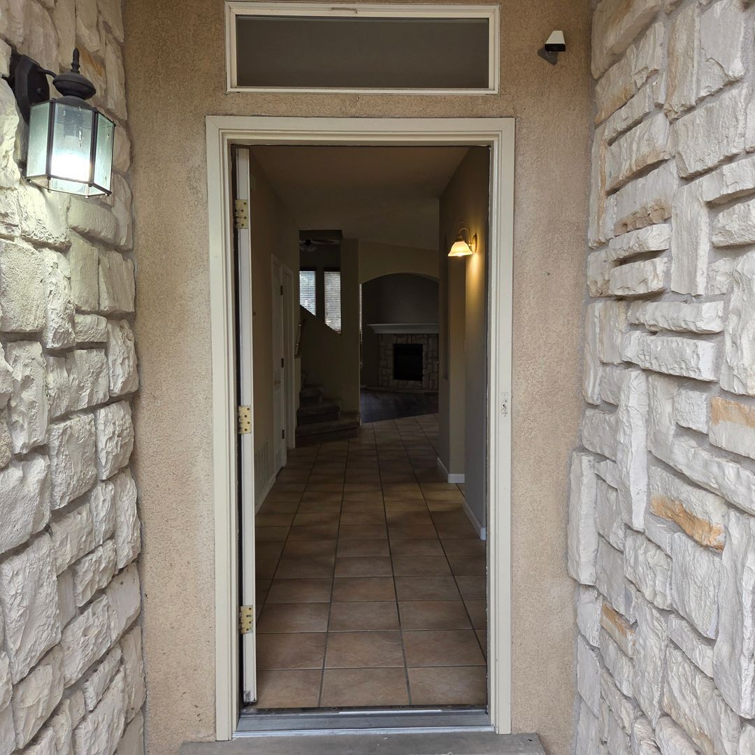 10709 Flagstone Pl NW - Albuquerque - New Mexico - 4 bed, 2.5 bath rental property