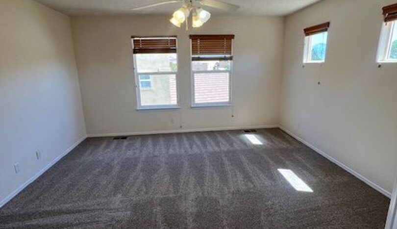 10709 Flagstone Pl NW - Albuquerque - New Mexico - 4 bed, 2.5 bath rental property