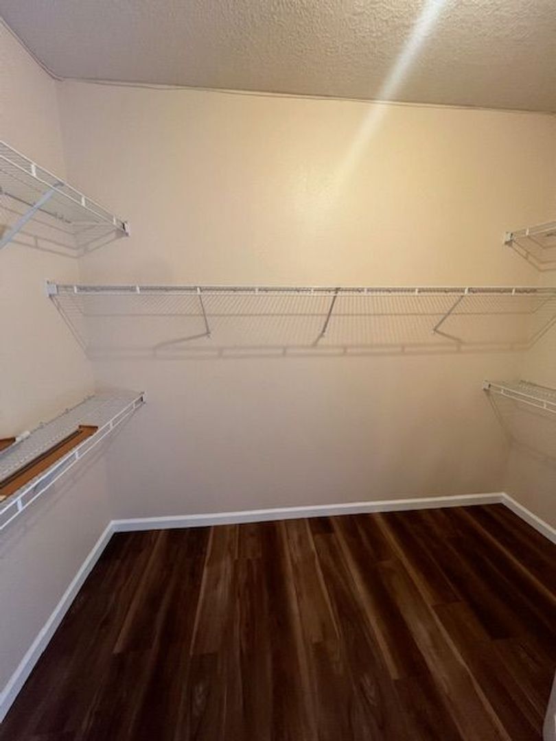 10709 Flagstone Pl NW - Albuquerque - New Mexico - 4 bed, 2.5 bath rental property