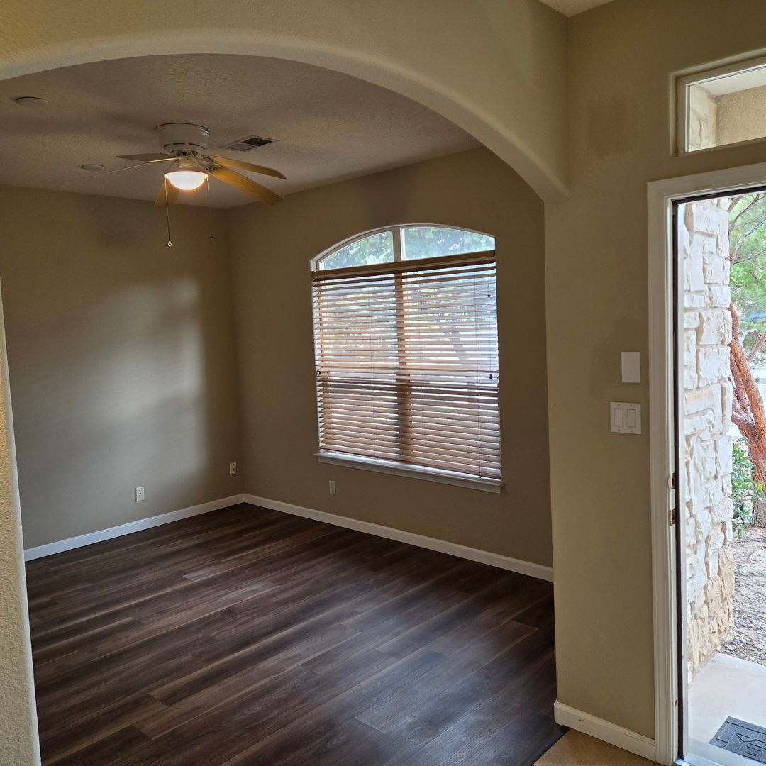 10709 Flagstone Pl NW - Albuquerque - New Mexico - 4 bed, 2.5 bath rental property