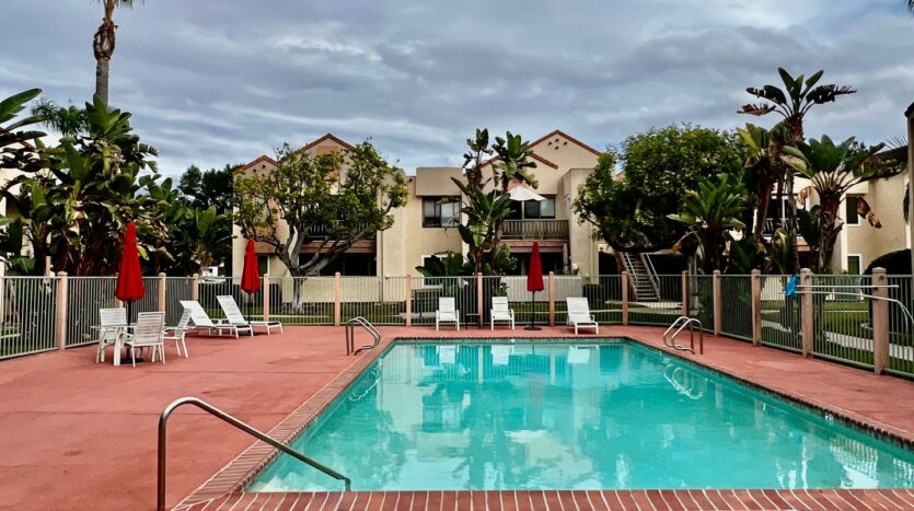 10895 Camino Ruiz #62 - San Diego - California - 1 bed, 1 bath rental property