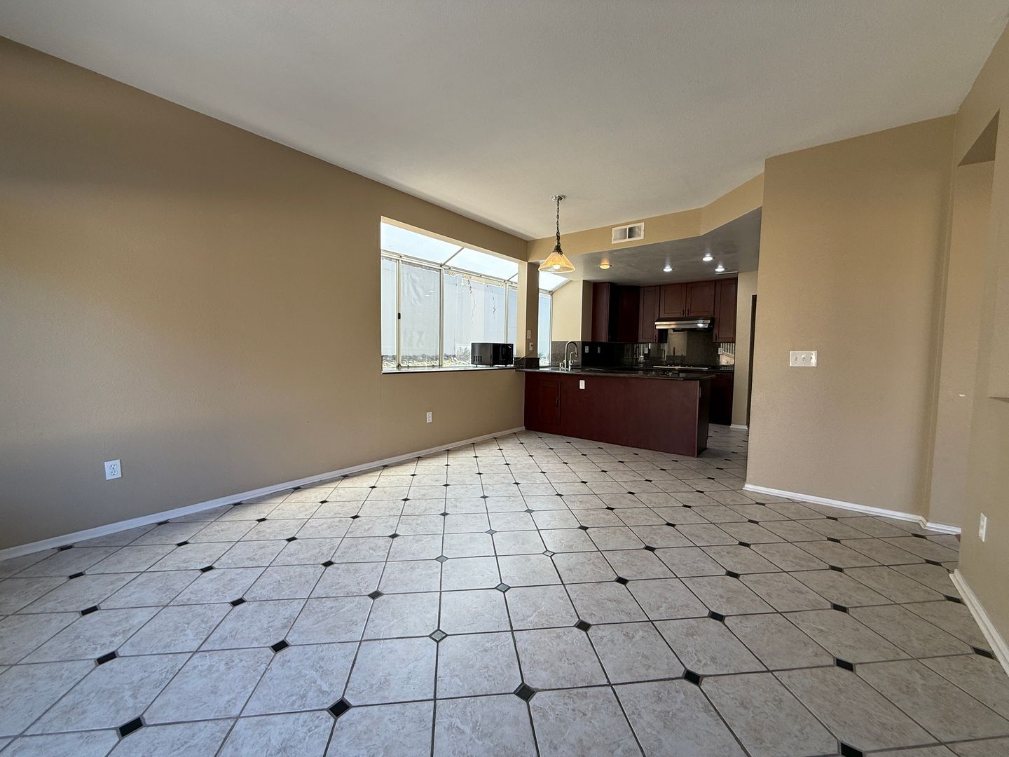 10938 Corte Playa Barcelona - San Diego - California - 3 bed, 2.5 bath rental property