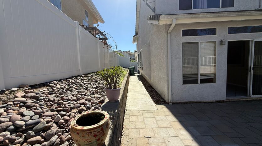 10938 Corte Playa Barcelona - San Diego - California - 3 bed, 2.5 bath rental property