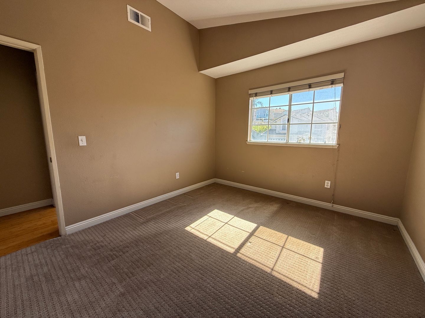 10938 Corte Playa Barcelona - San Diego - California - 3 bed, 2.5 bath rental property