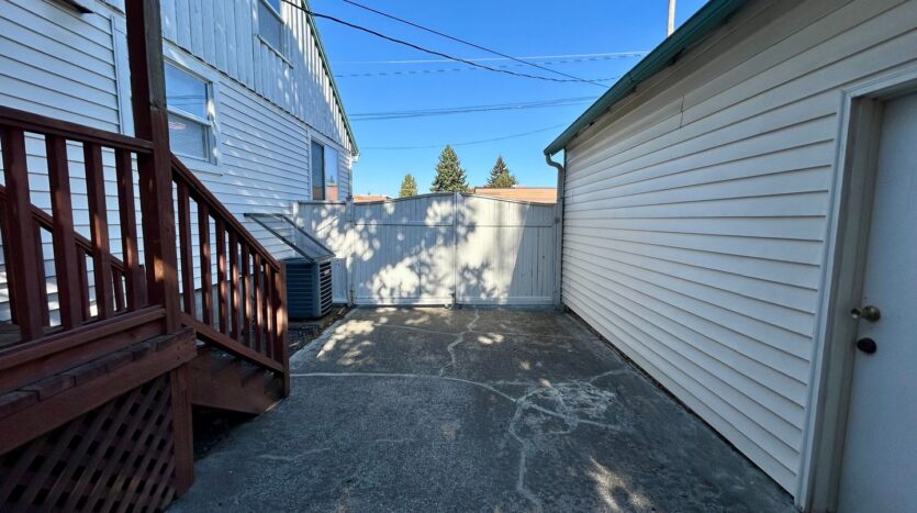 111 NE 77th St - Vancouver - Washington - 3 bed, 1 bath rental property