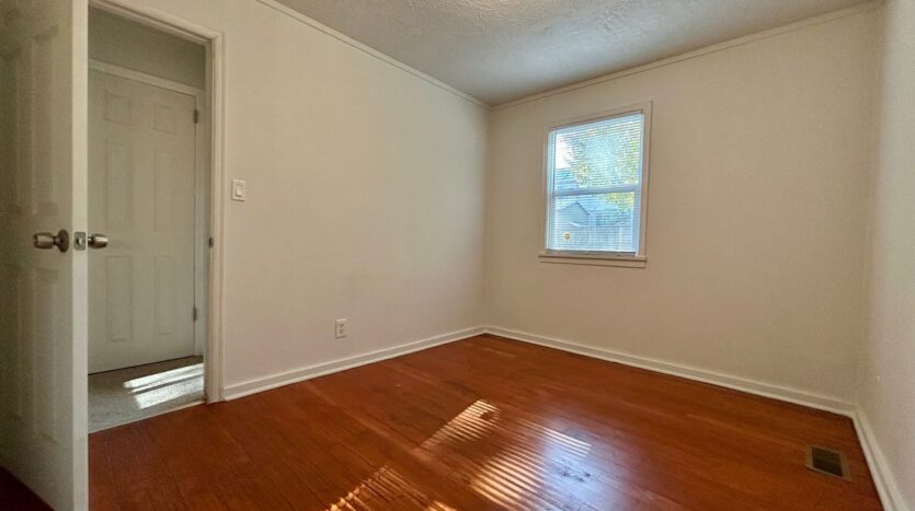 111 NE 77th St - Vancouver - Washington - 3 bed, 1 bath rental property
