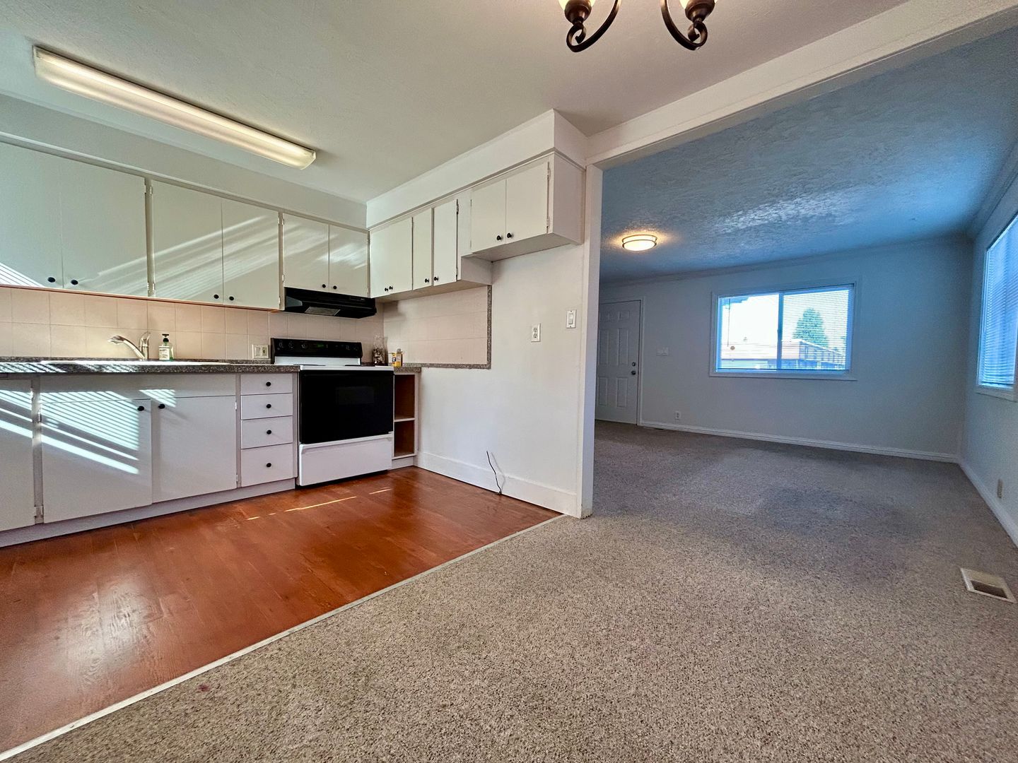 111 NE 77th St - Vancouver - Washington - 3 bed, 1 bath rental property