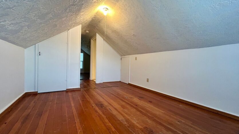 111 NE 77th St - Vancouver - Washington - 3 bed, 1 bath rental property
