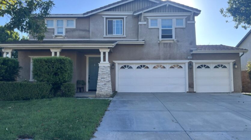 12839 Rimmon Rd - Corona - California - 4 bed, 3 bath rental property