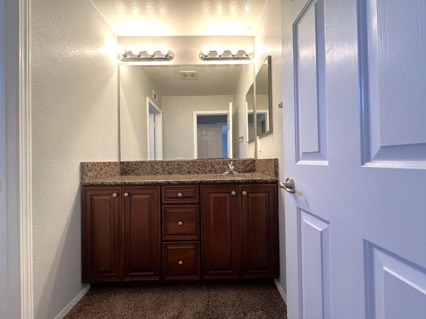 12839 Rimmon Rd - Corona - California - 4 bed, 3 bath rental property