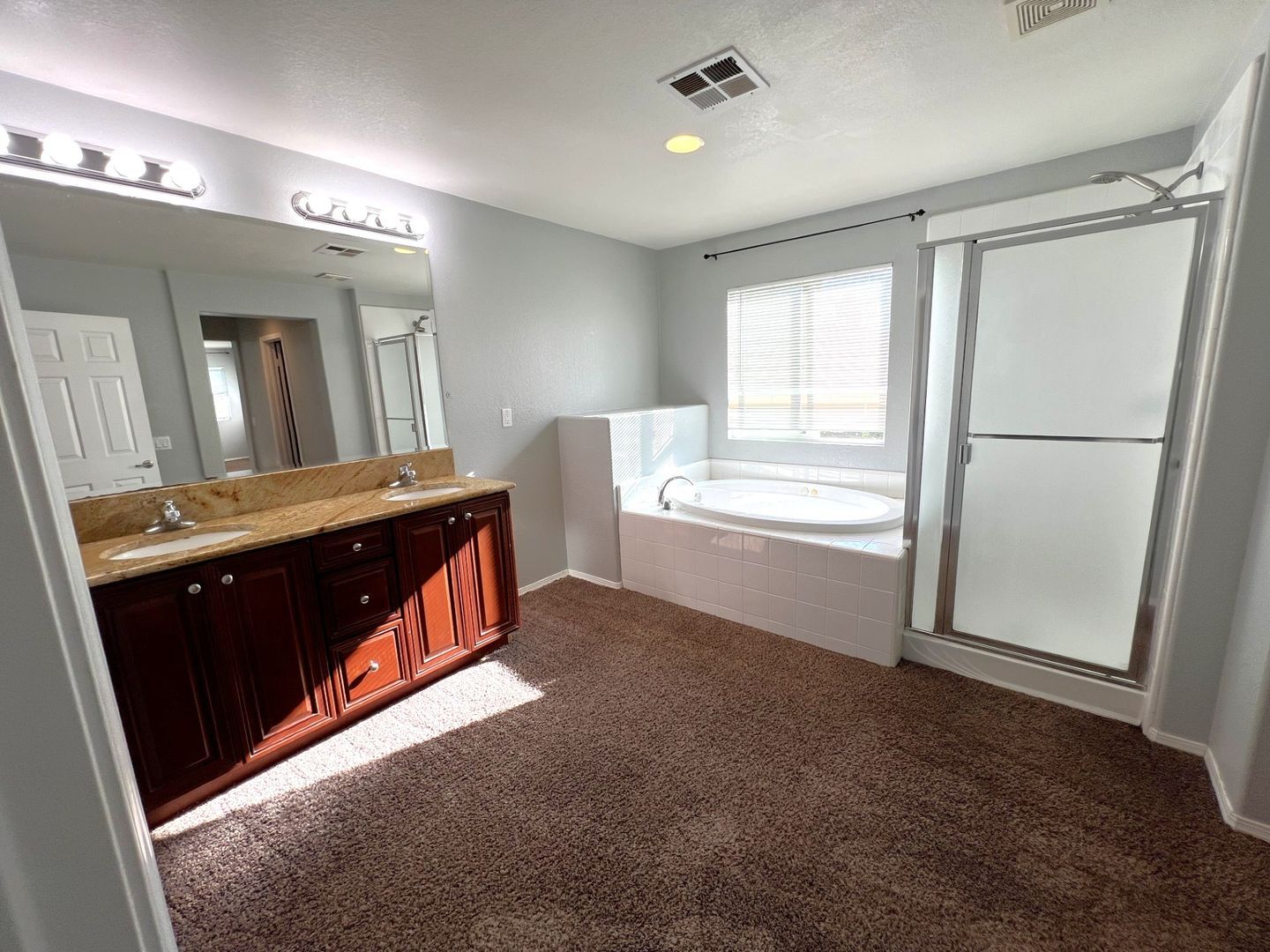 12839 Rimmon Rd - Corona - California - 4 bed, 3 bath rental property