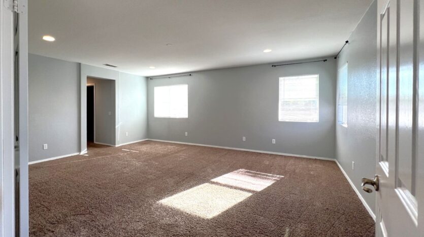 12839 Rimmon Rd - Corona - California - 4 bed, 3 bath rental property