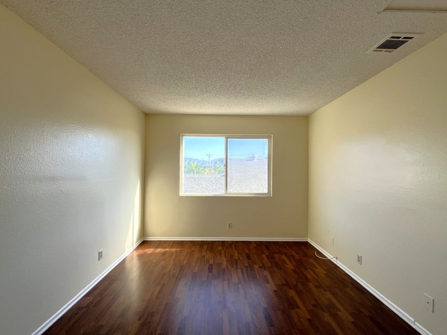 1402 N Virginia Ave - Ontario - California - 2 bed, 1 bath rental property