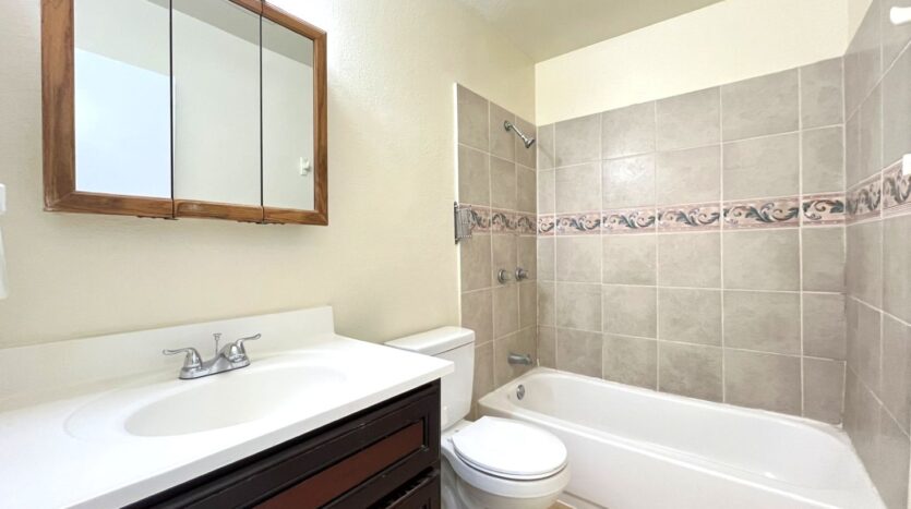 1402 N Virginia Ave - Ontario - California - 2 bed, 1 bath rental property