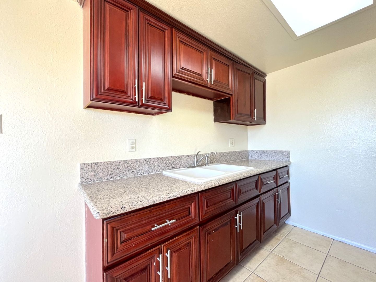 1402 N Virginia Ave - Ontario - California - 2 bed, 1 bath rental property