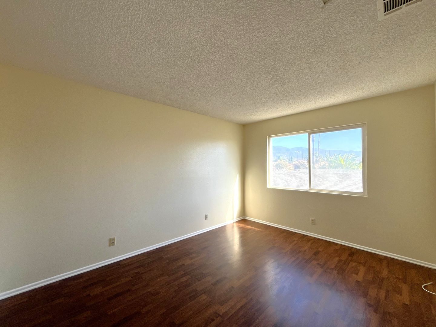 1402 N Virginia Ave - Ontario - California - 2 bed, 1 bath rental property