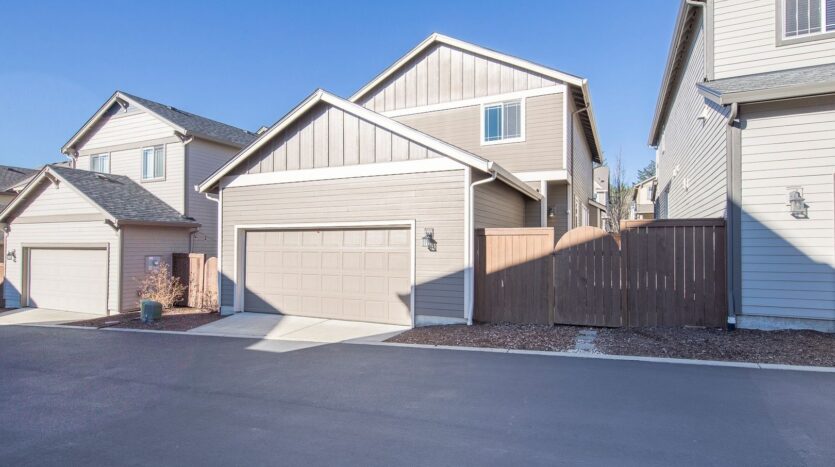 14374 SW Rancher Lane - Beaverton - Oregon - 3 bed, 2.5 bath rental property