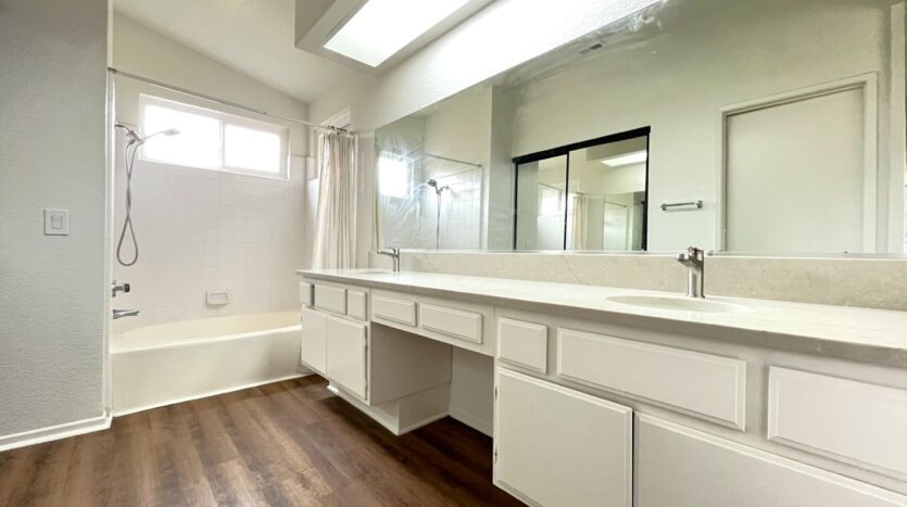 1440 Pochard Circle - Corona - California - 5 bed, 3 bath rental property