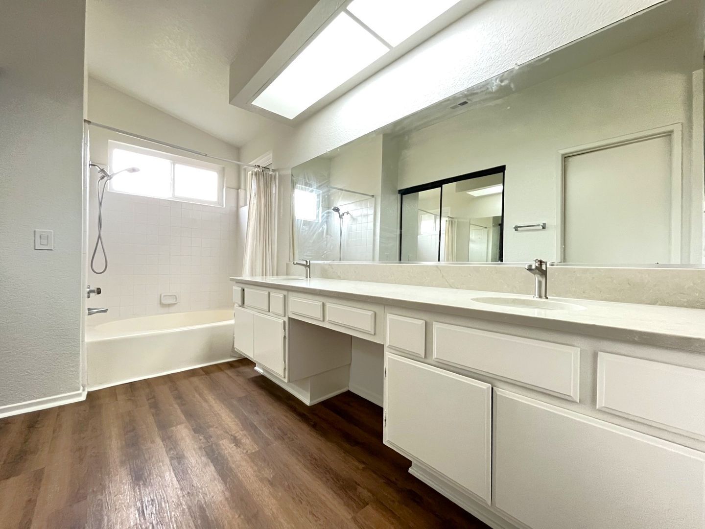 1440 Pochard Circle - Corona - California - 5 bed, 3 bath rental property