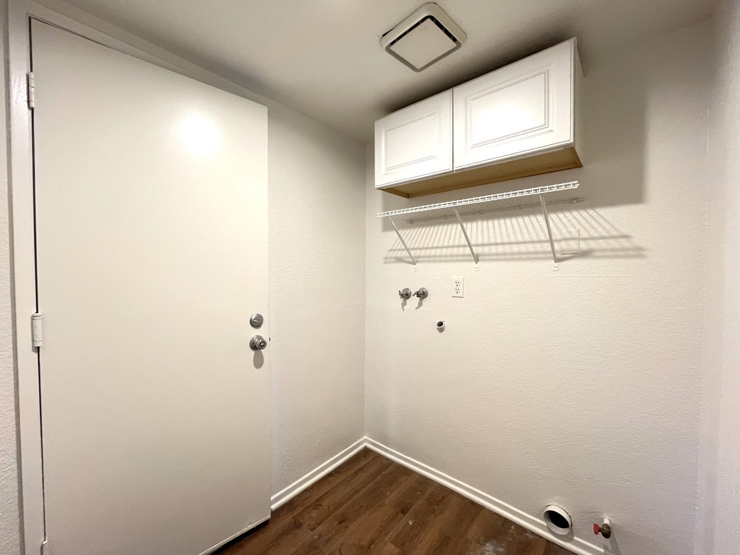 1440 Pochard Circle - Corona - California - 5 bed, 3 bath rental property
