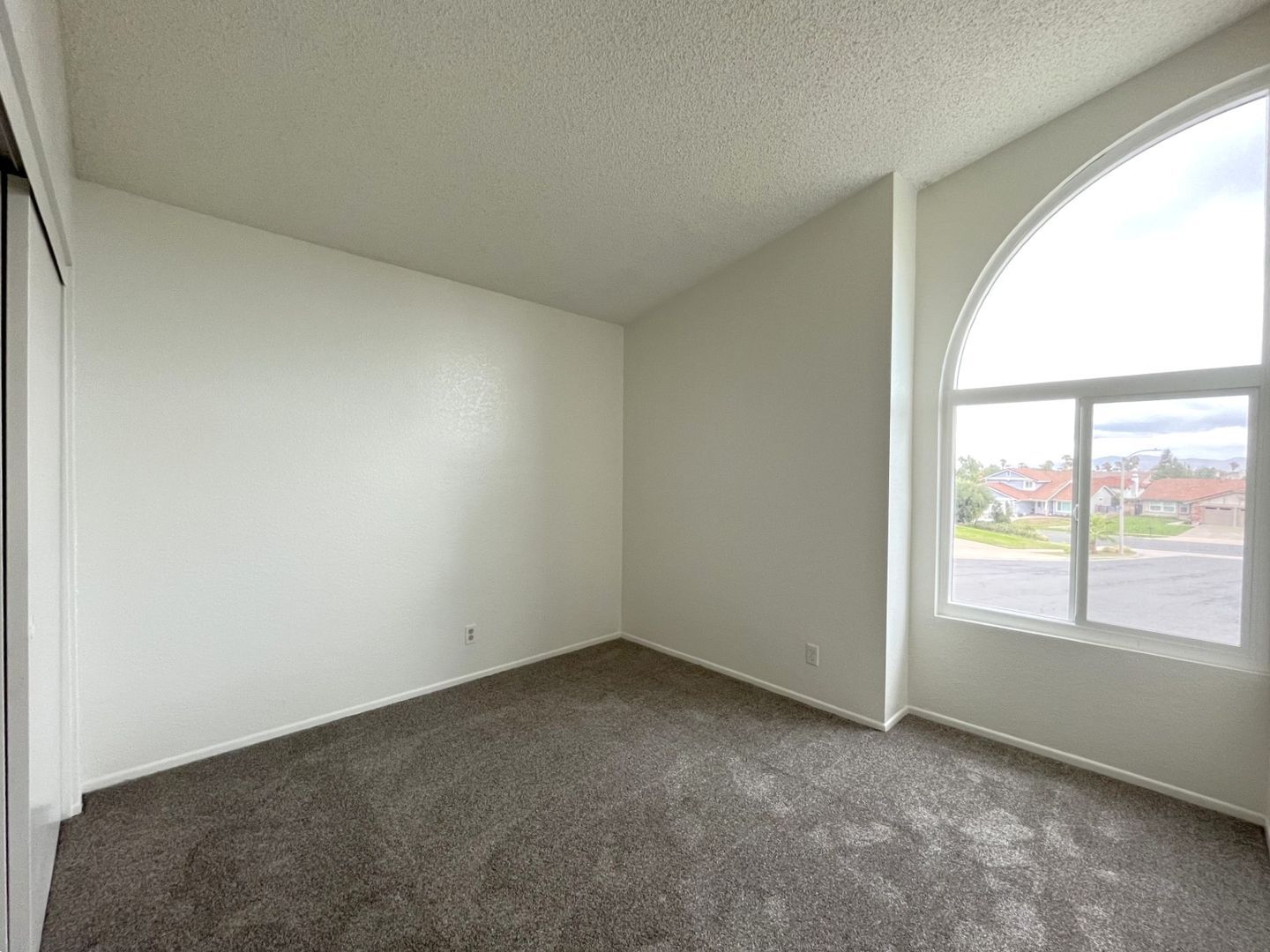 1440 Pochard Circle - Corona - California - 5 bed, 3 bath rental property