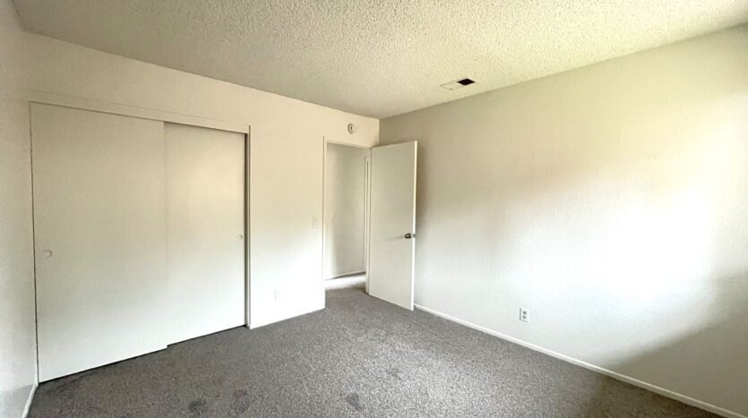 1440 Pochard Circle - Corona - California - 5 bed, 3 bath rental property
