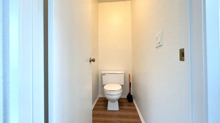 1440 Pochard Circle - Corona - California - 5 bed, 3 bath rental property