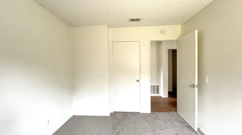 1440 Pochard Circle - Corona - California - 5 bed, 3 bath rental property