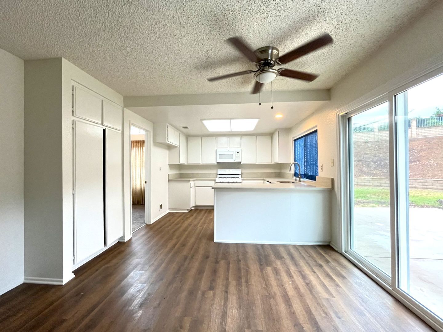 1440 Pochard Circle - Corona - California - 5 bed, 3 bath rental property