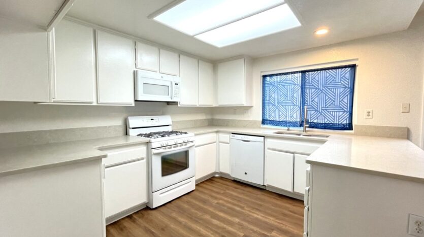 1440 Pochard Circle - Corona - California - 5 bed, 3 bath rental property