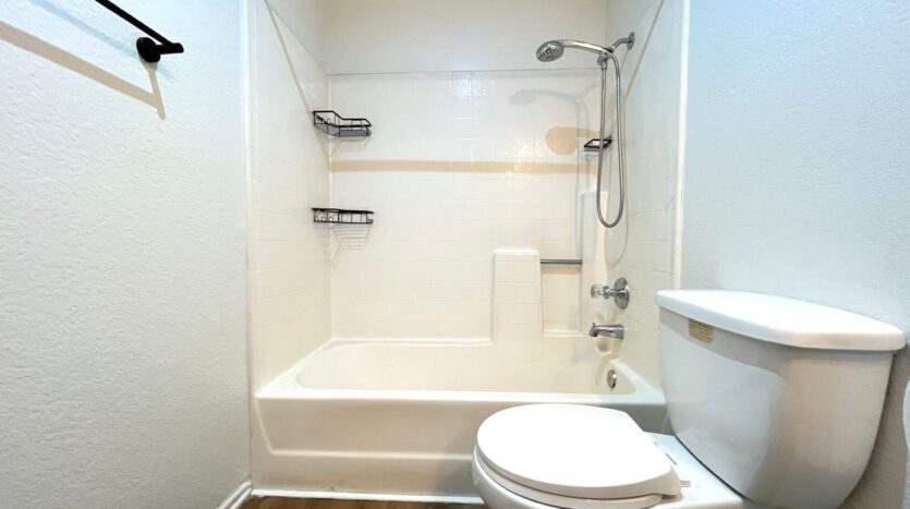 1440 Pochard Circle - Corona - California - 5 bed, 3 bath rental property