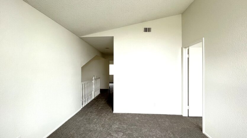 1440 Pochard Circle - Corona - California - 5 bed, 3 bath rental property