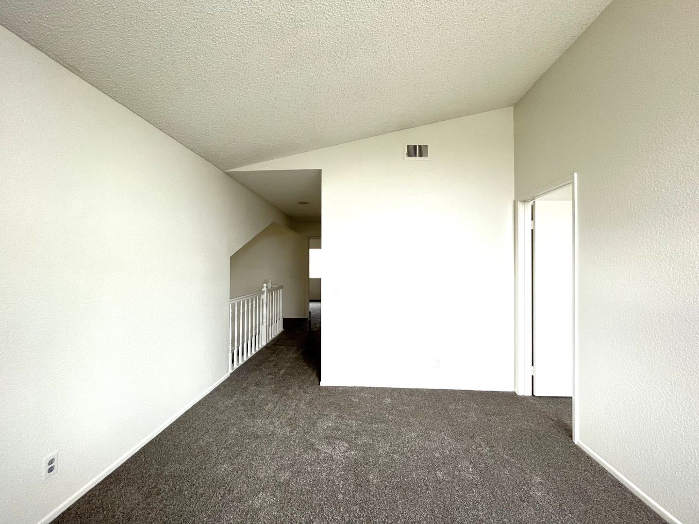 1440 Pochard Circle - Corona - California - 5 bed, 3 bath rental property