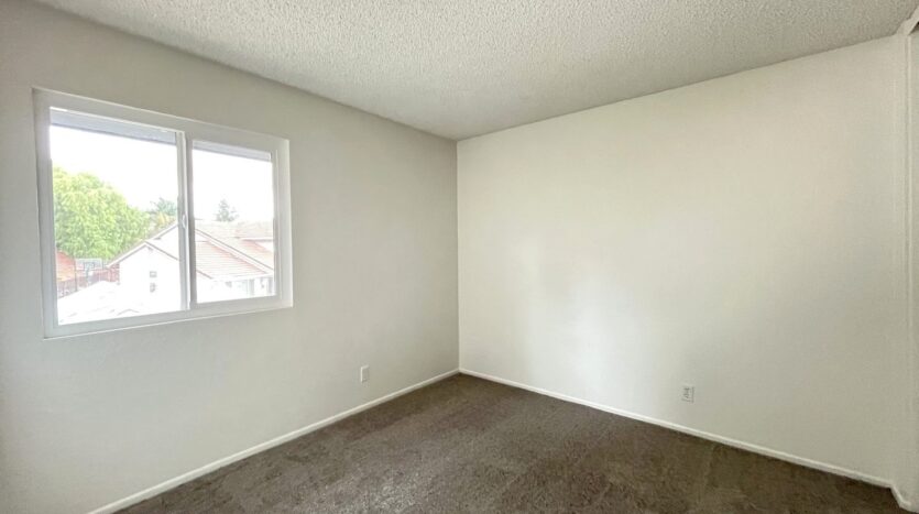 1440 Pochard Circle - Corona - California - 5 bed, 3 bath rental property