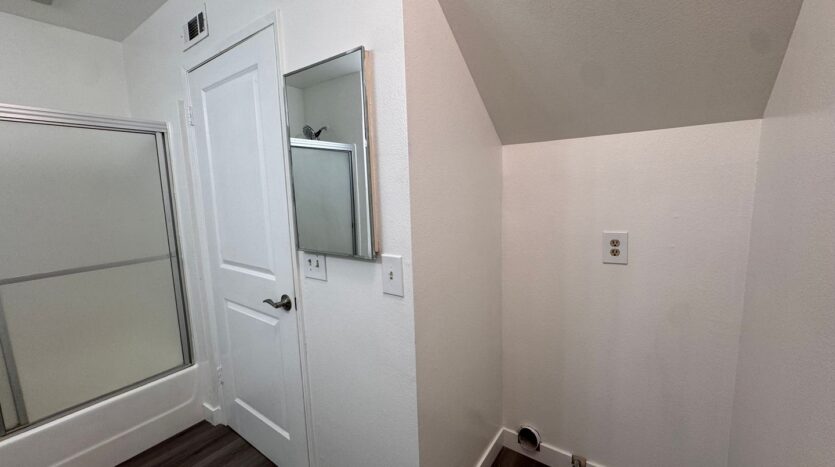 1501 E Carson St Apt 7 - Carson - California - 3 bed, 2 bath rental property
