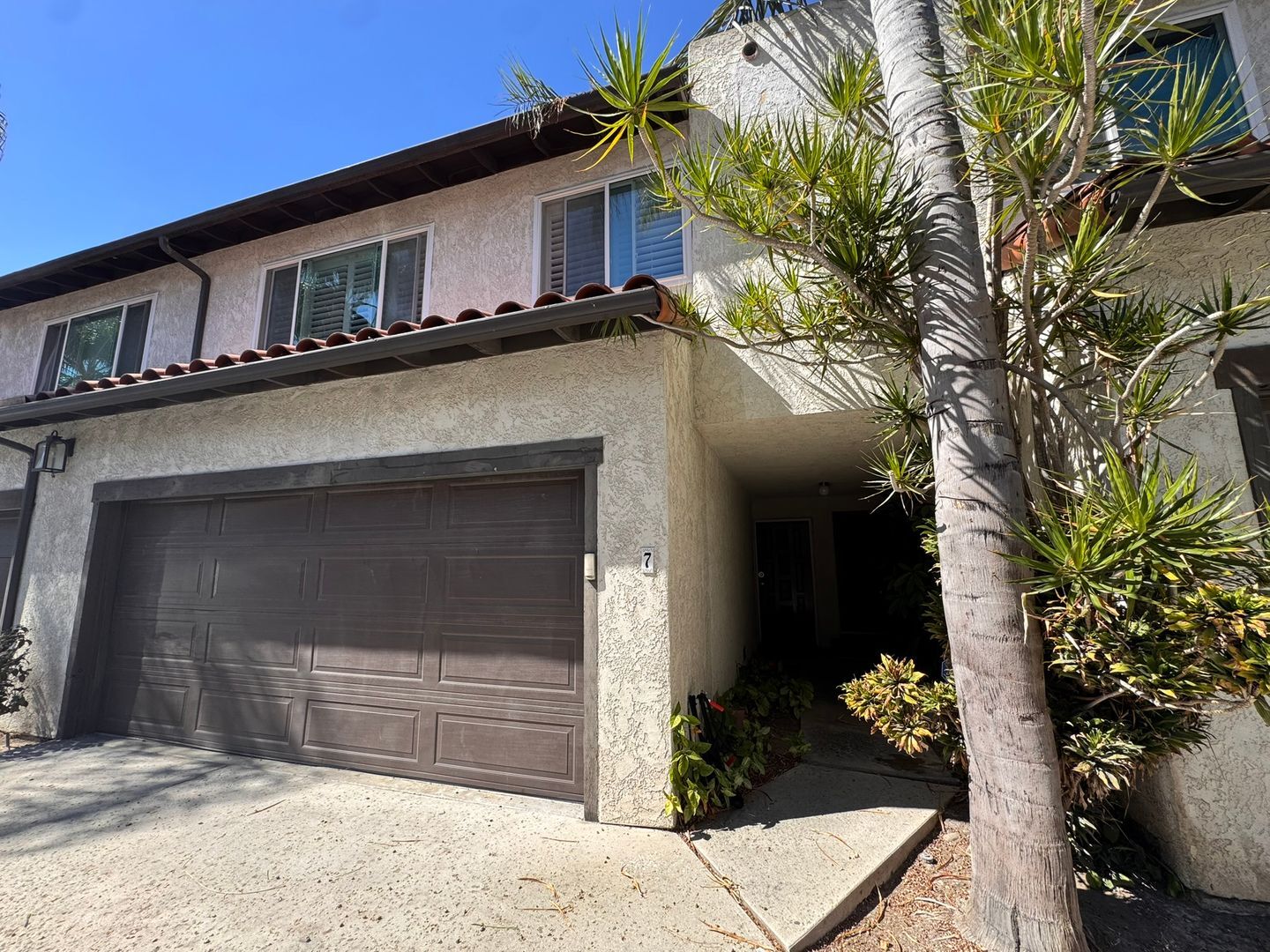 1501 E Carson St Apt 7 - Carson - California - 3 bed, 2 bath rental property