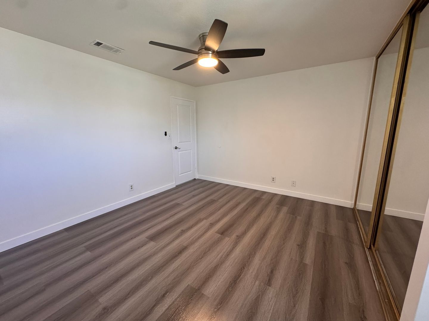 1501 E Carson St Apt 7 - Carson - California - 3 bed, 2 bath rental property
