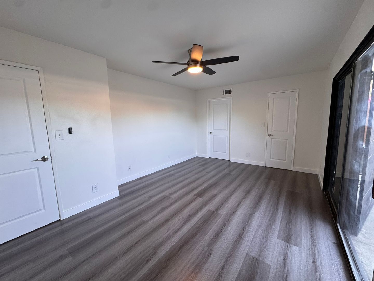 1501 E Carson St Apt 7 - Carson - California - 3 bed, 2 bath rental property
