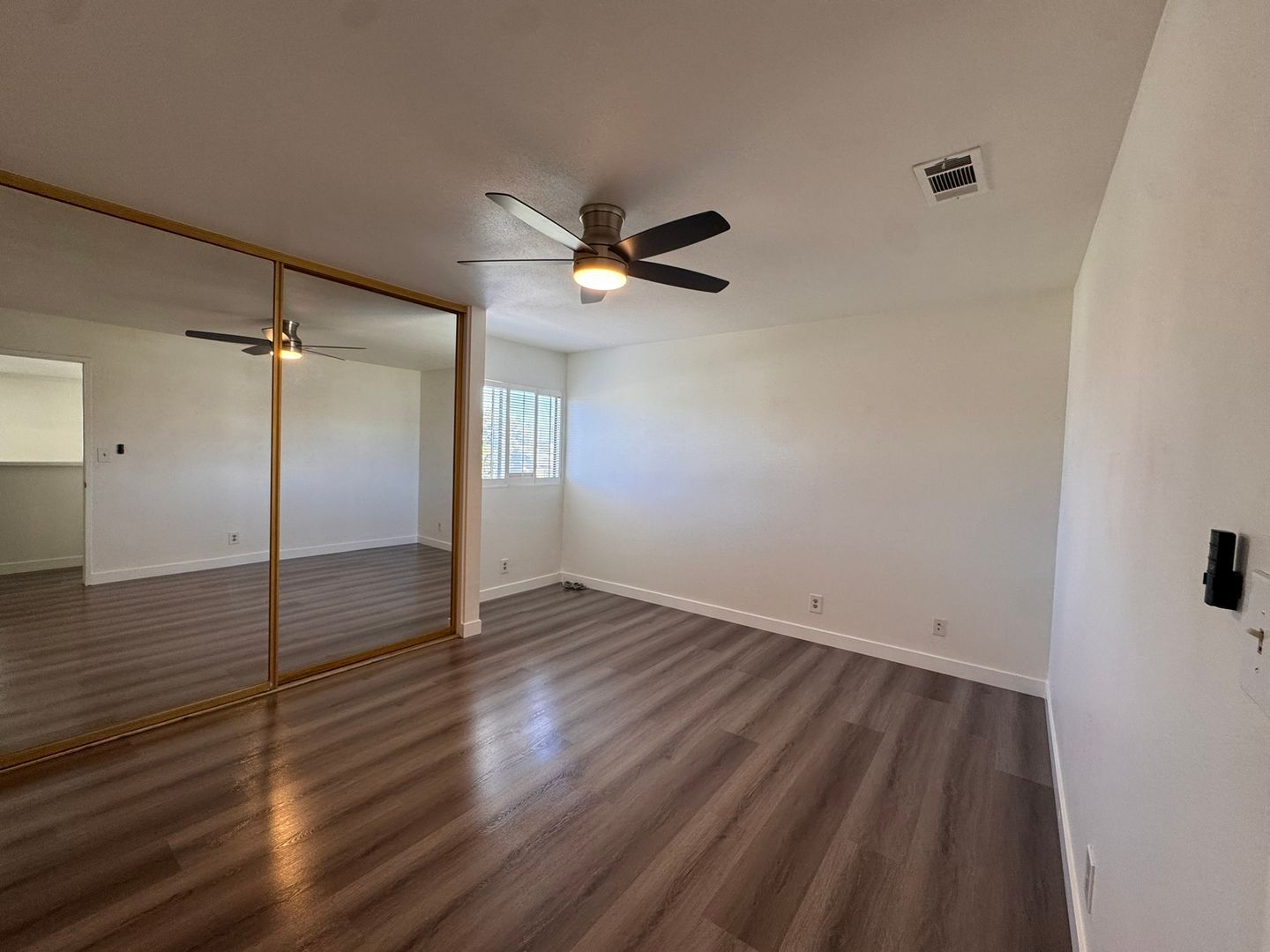 1501 E Carson St Apt 7 - Carson - California - 3 bed, 2 bath rental property