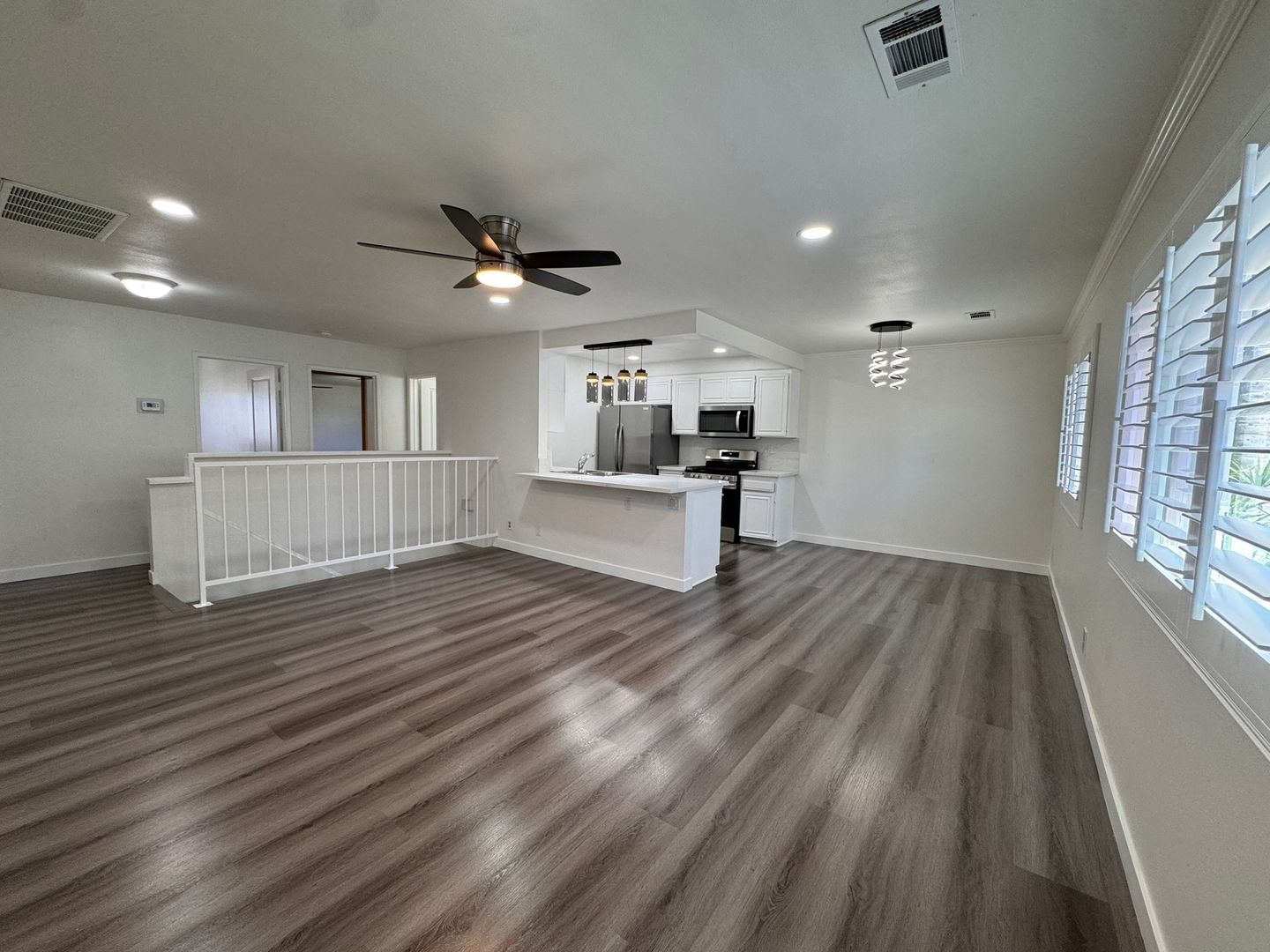 1501 E Carson St Apt 7 - Carson - California - 3 bed, 2 bath rental property