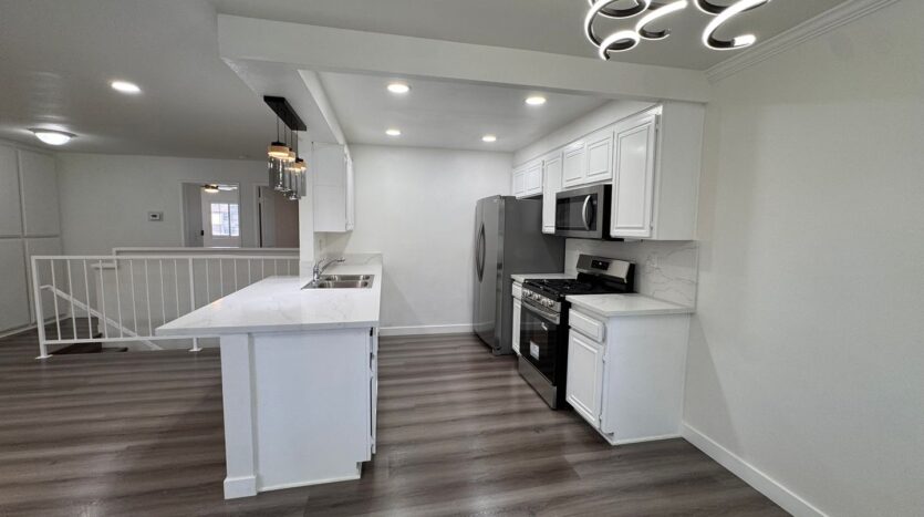 1501 E Carson St Apt 7 - Carson - California - 3 bed, 2 bath rental property