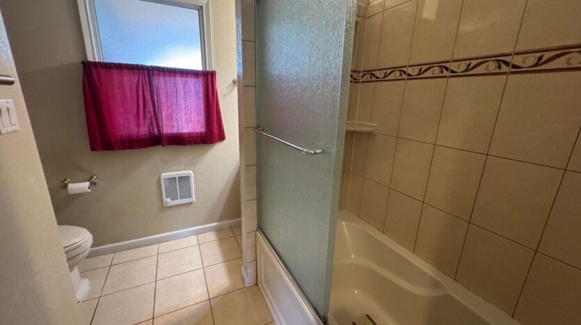 15040 Dewey St - San Leandro - California - 3 bed, 1 bath rental property