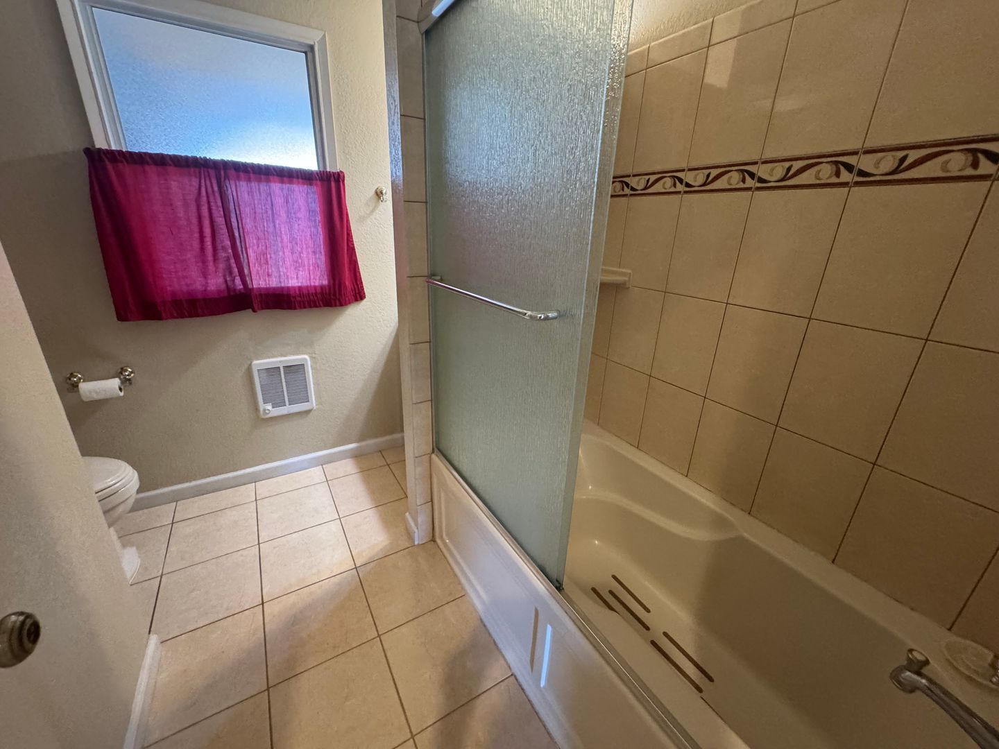 15040 Dewey St - San Leandro - California - 3 bed, 1 bath rental property