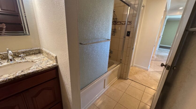 15040 Dewey St - San Leandro - California - 3 bed, 1 bath rental property