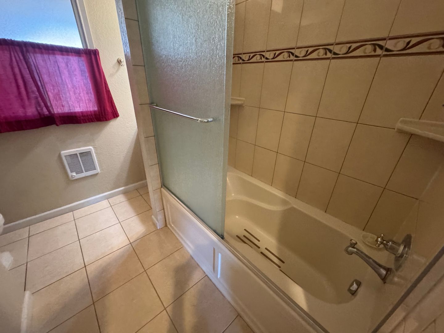 15040 Dewey St - San Leandro - California - 3 bed, 1 bath rental property