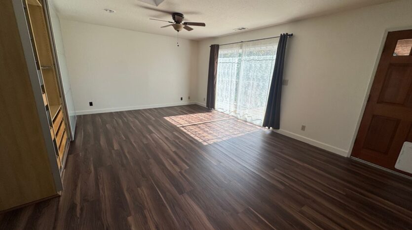 15040 Dewey St - San Leandro - California - 3 bed, 1 bath rental property