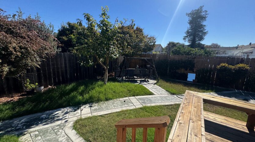 15040 Dewey St - San Leandro - California - 3 bed, 1 bath rental property