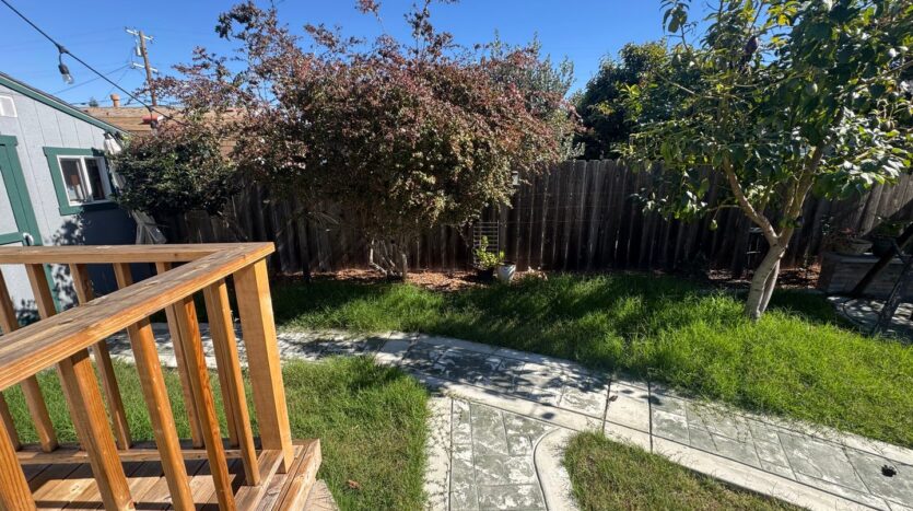 15040 Dewey St - San Leandro - California - 3 bed, 1 bath rental property