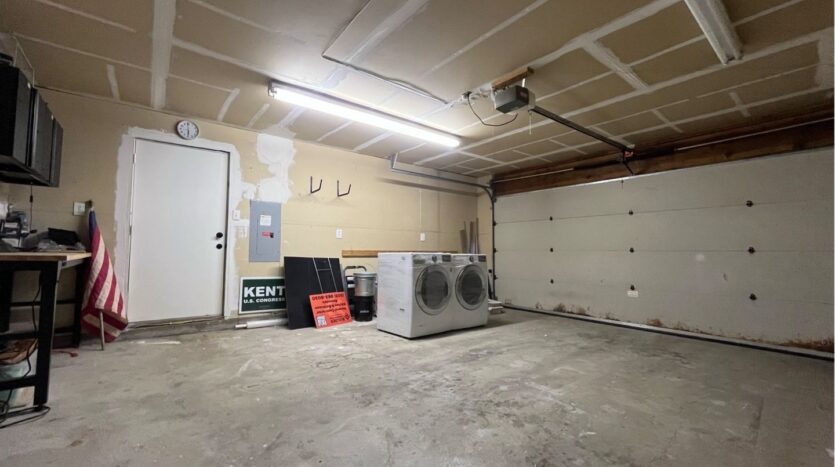 15921 NE 2nd St - Vancouver - Washington - 3 bed, 2 bath rental property